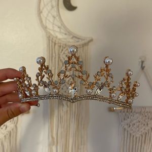 Gold Crown